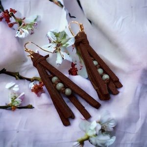 NWT Fish Hook Earrings With Beads